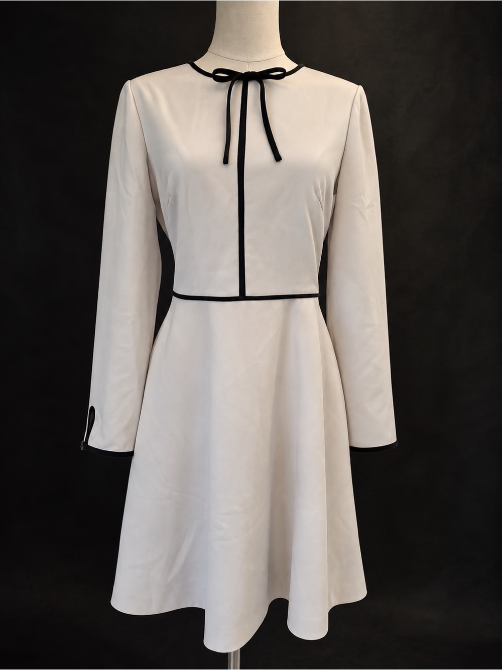 Ted Baker Size 2(4/6) Ivory Black Trim Bow Neck Long Sleeve A-Line Dress